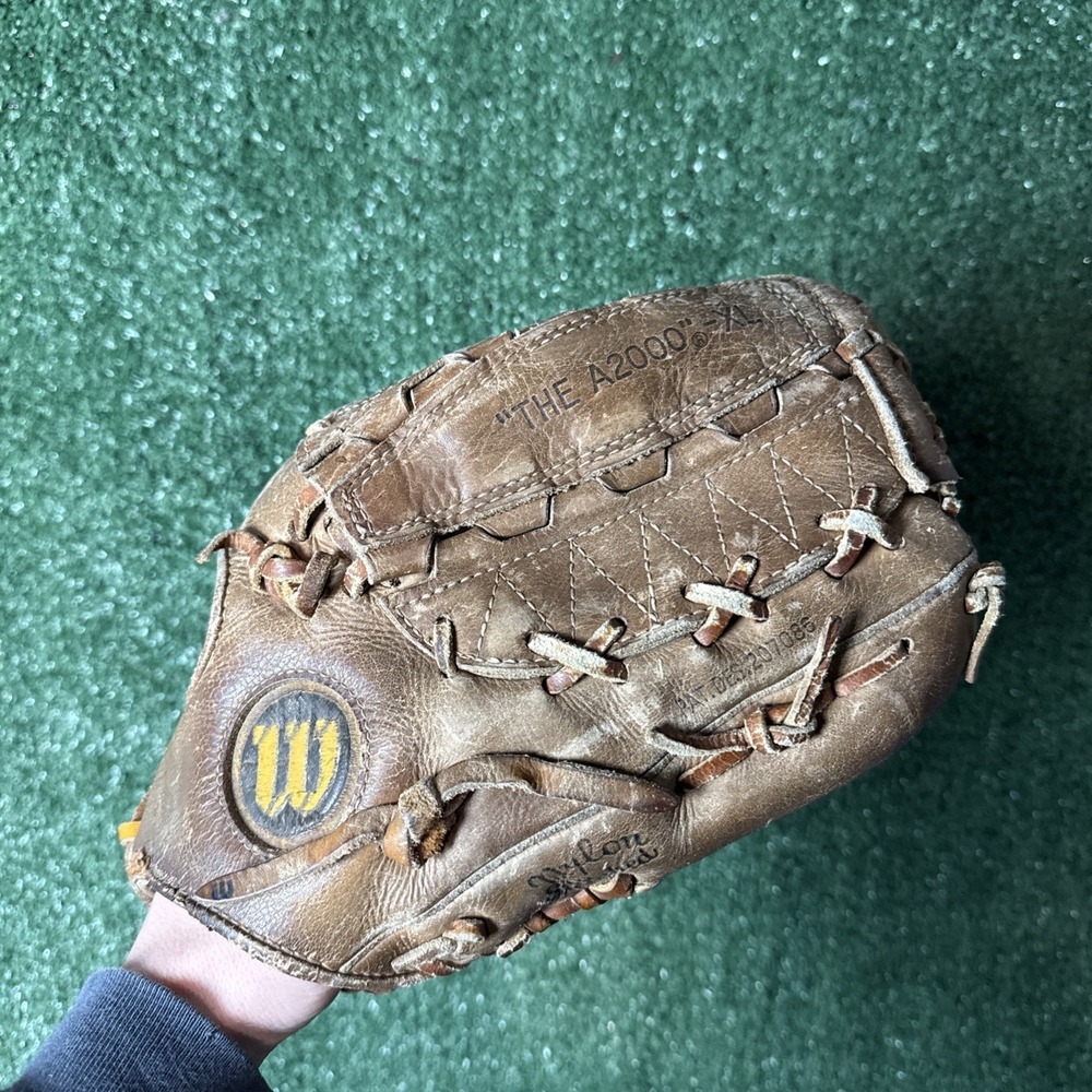 Vintage Wilson THE A2000 XL Leather Baseball Glove Dual Hinge RHT Made in Japan
